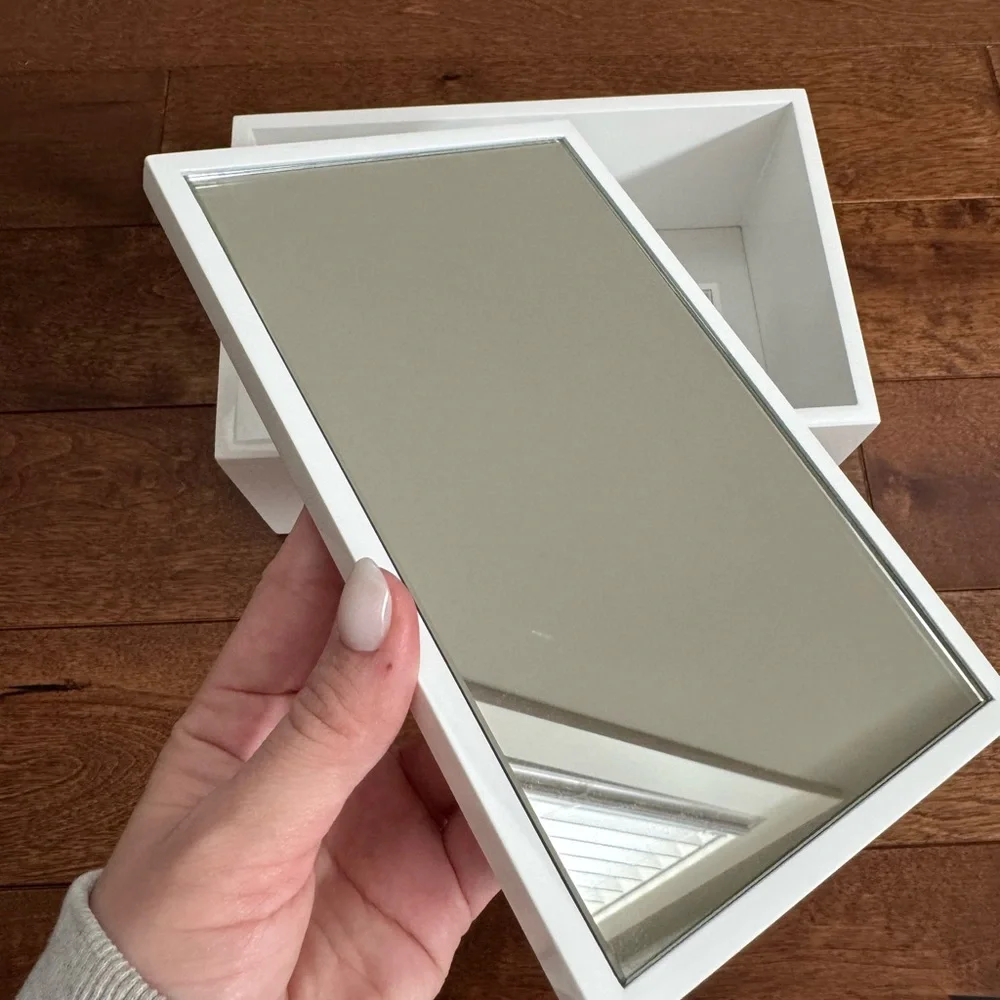 Christian Dior Jewelry Box w/ Magnetic Mirror Lid - Picture 4 of 4